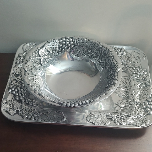 1990s Signed Mexican Bowl Grapes Aluminum Heavy